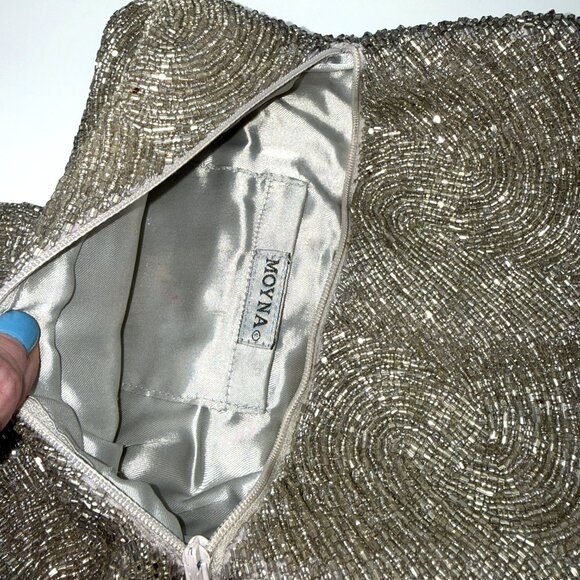 MOYNA New York, Hand Beaded Silver Clutch - Picture 6 of 11